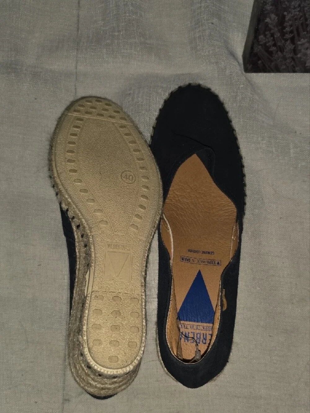 VERBENAS SZ 40 Women’s Leather Navy Blue & Espadrille Wedge Slip-Ons